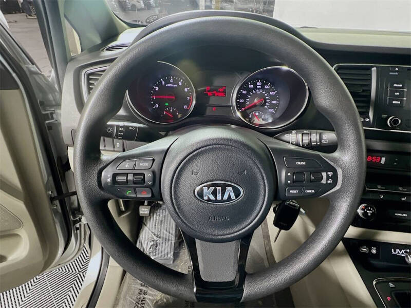 2016 Kia Sedona LX