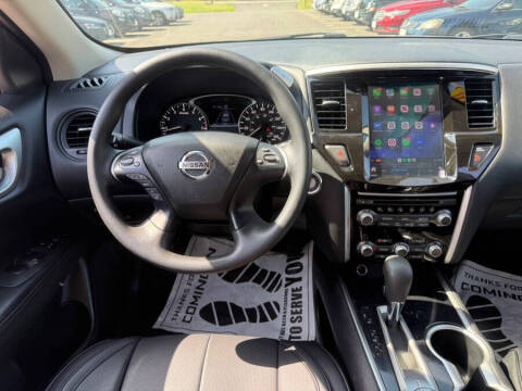 2020 Nissan Pathfinder S