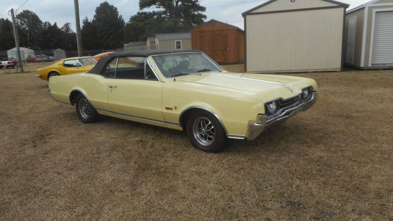 1967 Oldsmobile Cutlass Supreme