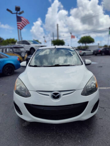 2011 Mazda MAZDA2 Touring
