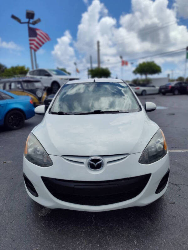 2011 Mazda MAZDA2 Touring