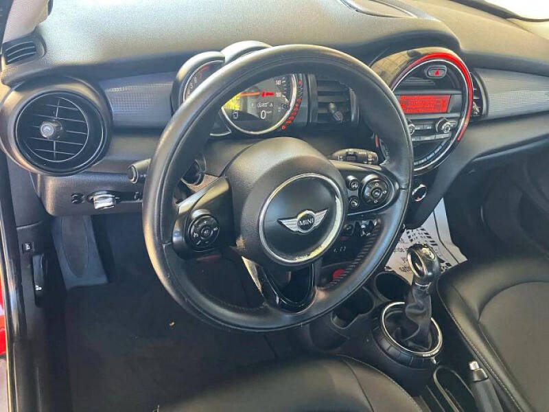 2015 MINI Hardtop 4 Door Cooper