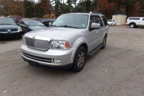 2006 Lincoln Navigator for sale at 1st Priority Autos in Middleborough MA