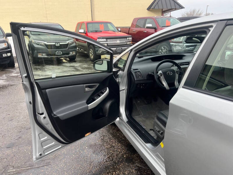 2013 Toyota Prius Plug-in Hybrid Advanced