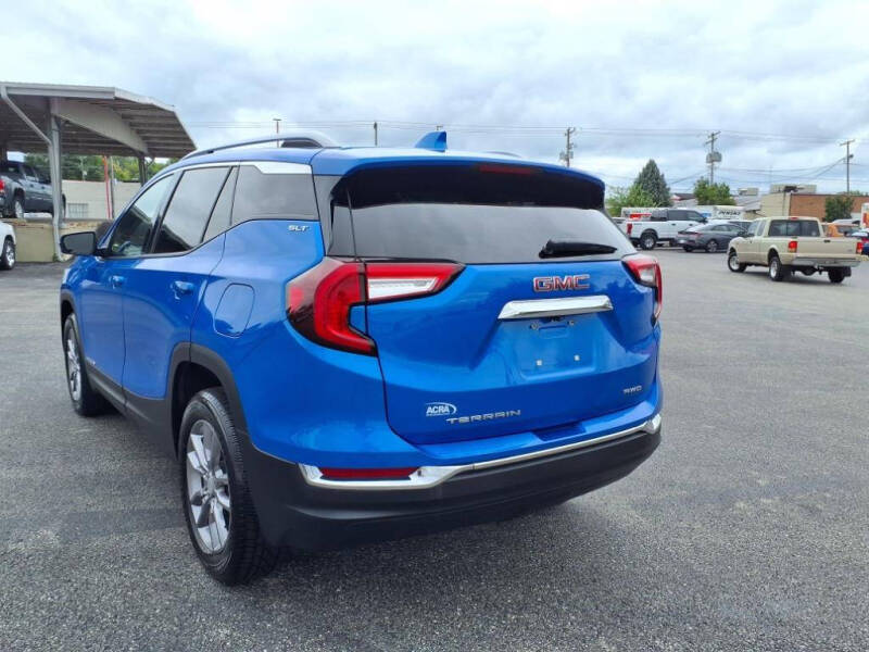 2024 GMC Terrain SLT