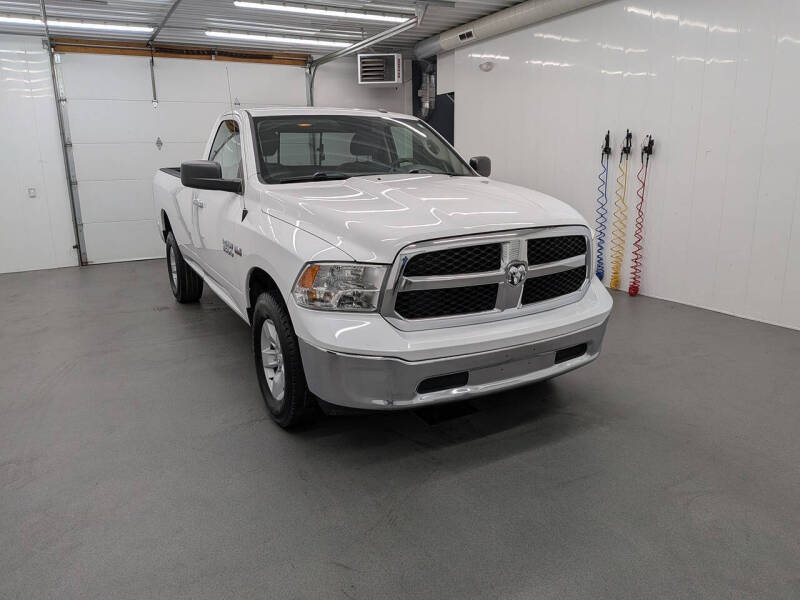 2016 RAM 1500 SLT