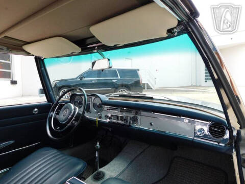 1965 Mercedes-Benz SL-Class