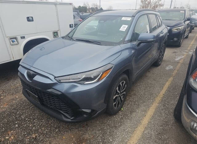 2024 Toyota Corolla Cross S's photo