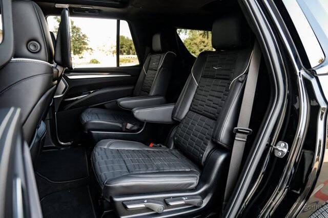 2025 Cadillac Escalade-V