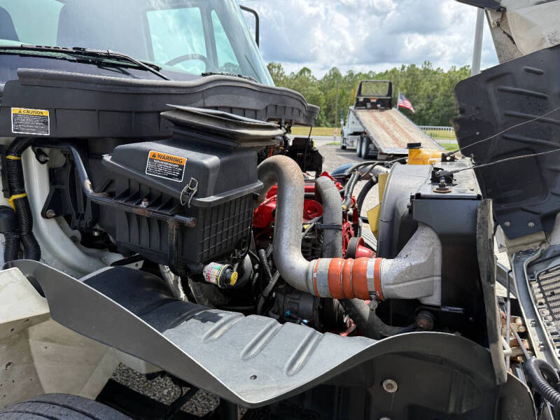 2018 International DuraStar 4300