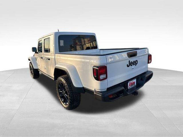 2024 Jeep Gladiator NightHawk