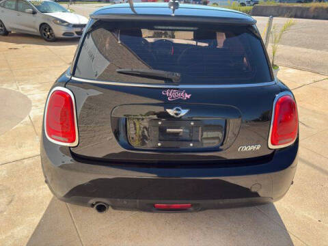 2017 MINI Hardtop 2 Door Cooper