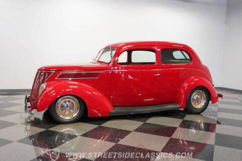 1937 Ford Tudor