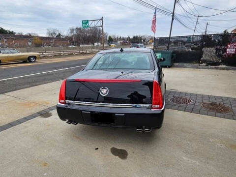 2011 Cadillac DTS