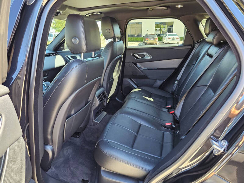 2025 Land Rover Range Rover Velar P250 Dynamic SE