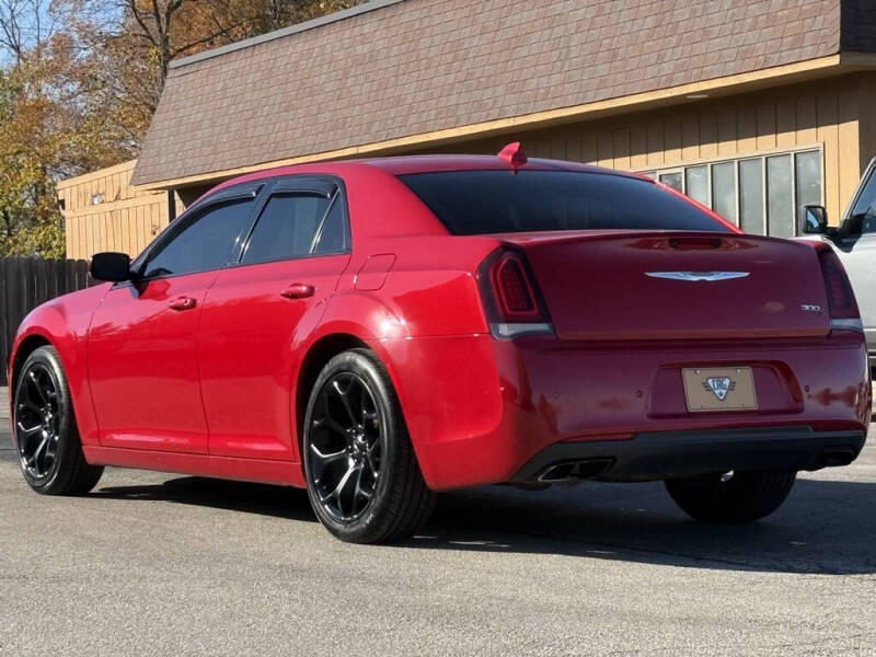 2016 Chrysler 300 S