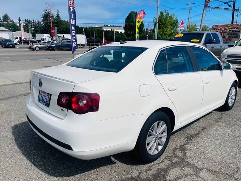 2009 Volkswagen Jetta for sale at New Creation Auto Sales in Everett, WA