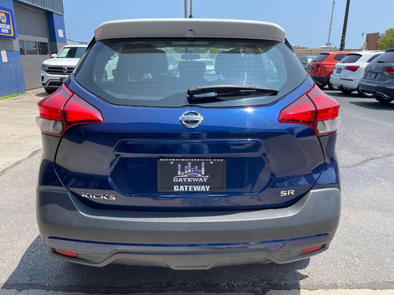 2019 Nissan Kicks SR