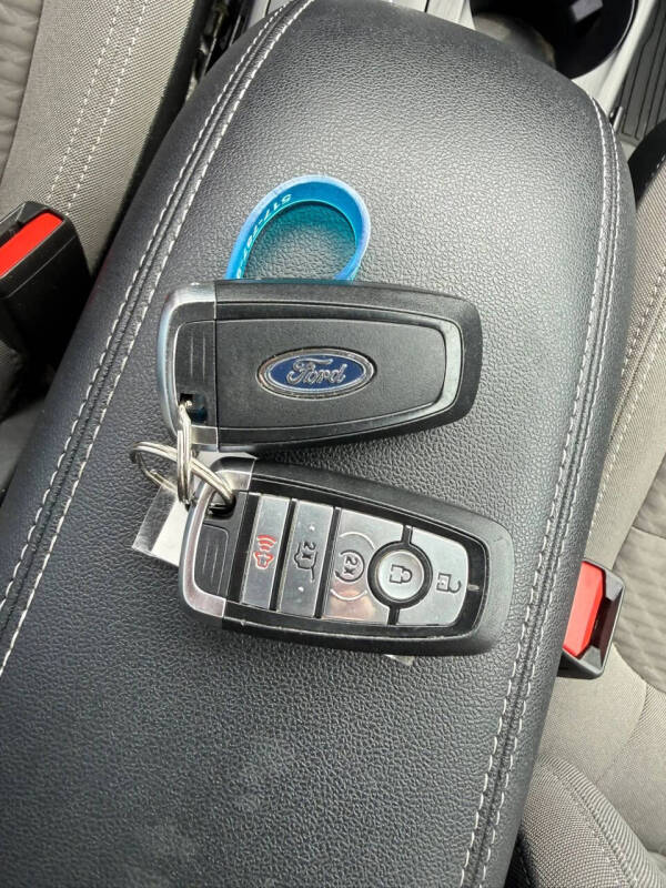 2022 Ford Escape SE
