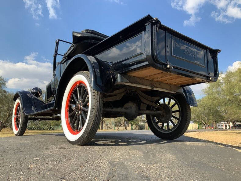 1926 Ford Taurus
