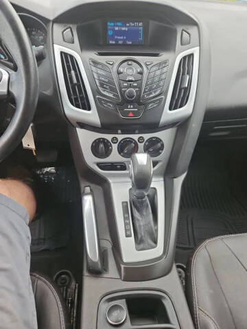 2013 Ford Focus SE