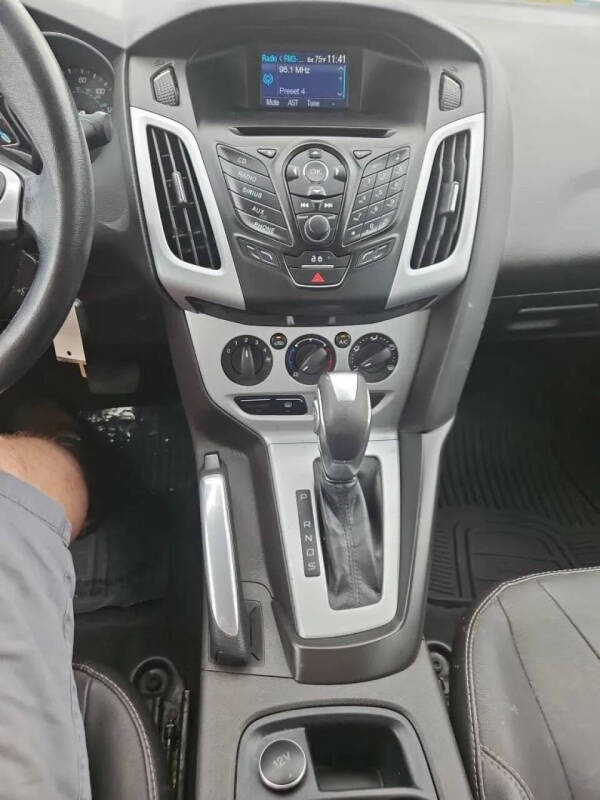 2013 Ford Focus SE