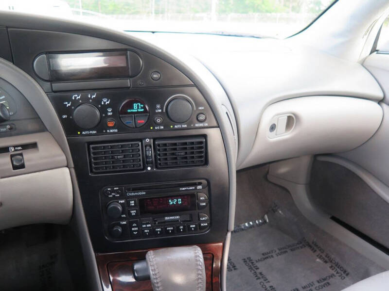1999 Oldsmobile Aurora