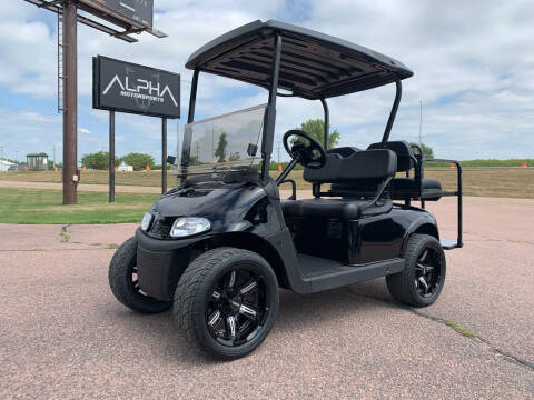 2017 E-Z-GO RXV