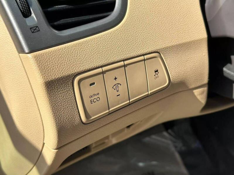 2012 Hyundai Elantra