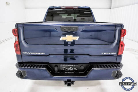 2022 Chevrolet Silverado 1500 Custom