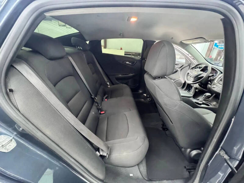 2021 Chevrolet Malibu LS