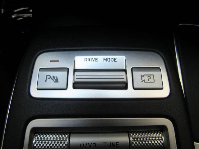 2023 Genesis GV70 2.5T Standard