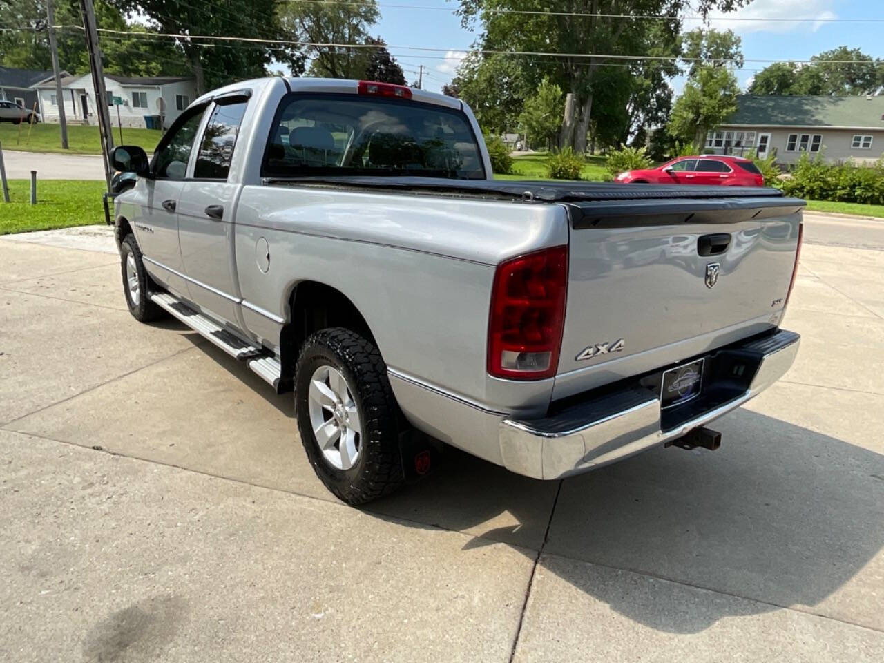 2006 Dodge Ram 1500 for sale at Auto Connection in Waterloo, IA