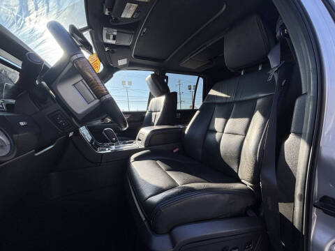 2010 Lincoln Navigator L