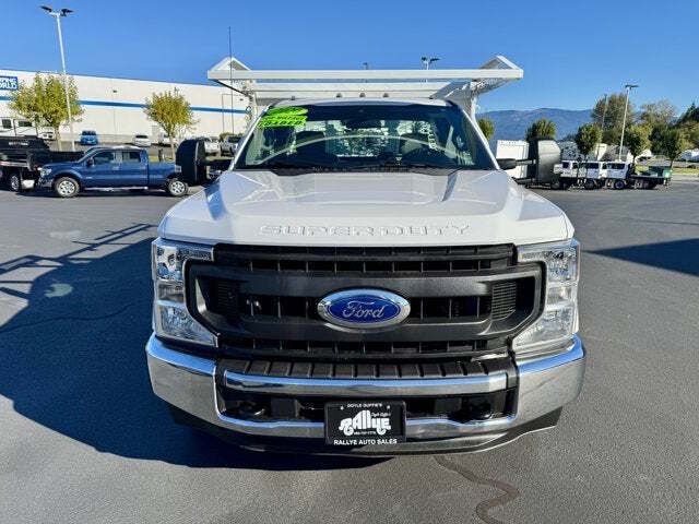 2020-ford-f-350-super-duty-xl-12ft-utility.jpg
