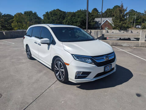 2018 Honda Odyssey for sale at QC Motors in Fayetteville AR