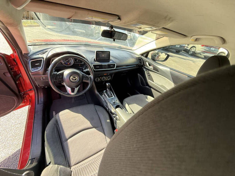 2015 Mazda MAZDA3 i Touring