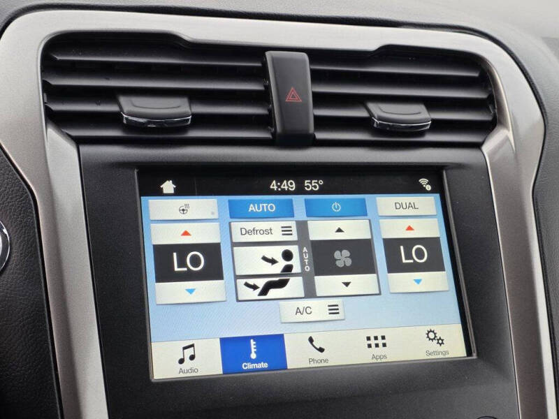 2017 Ford Fusion Hybrid SE