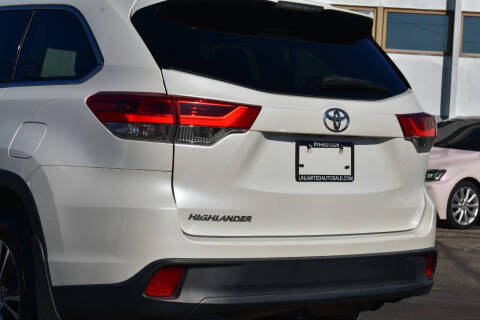 2017 Toyota Highlander LE