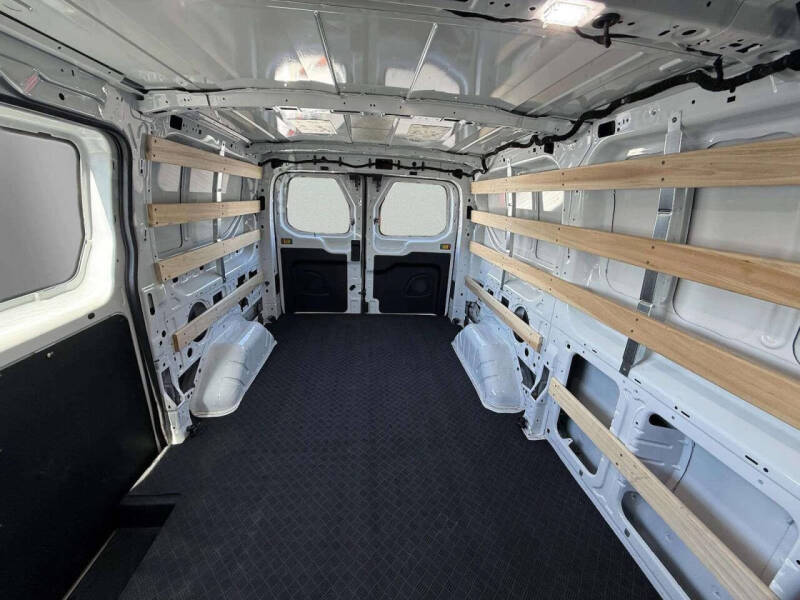 2025 Ford Transit