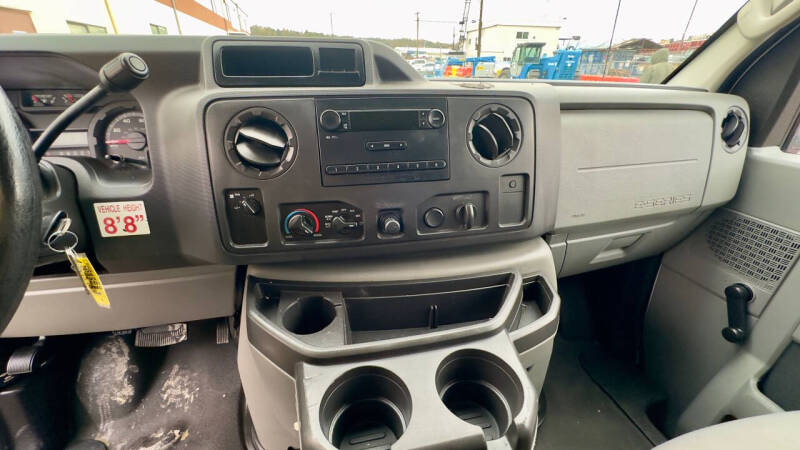 2010 Ford E-Series E-250