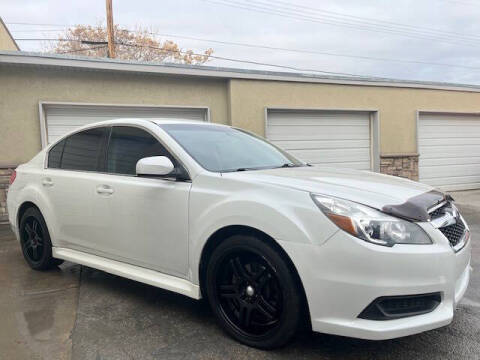 2013 Subaru Legacy 2.5i Premium