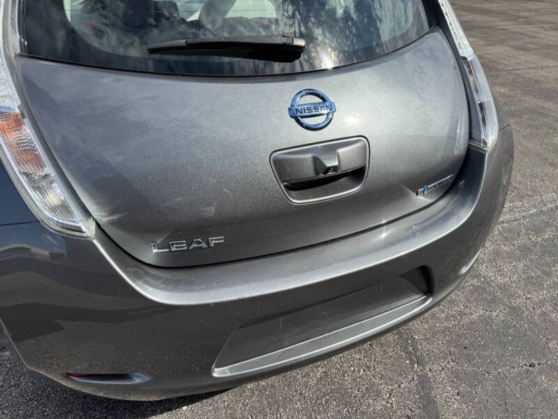 2017 Nissan LEAF SV