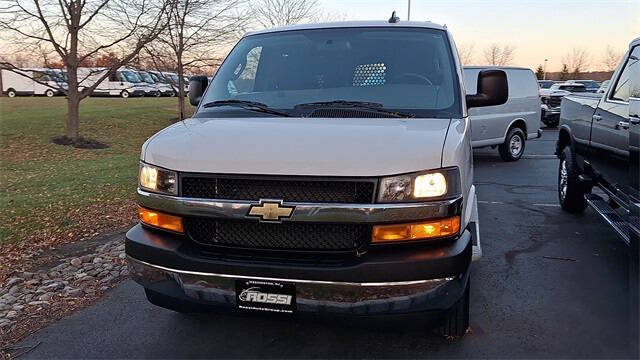 2024 Chevrolet Express 2500