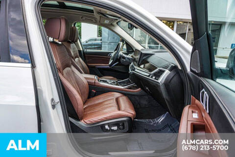 2025 BMW X7 xDrive40i