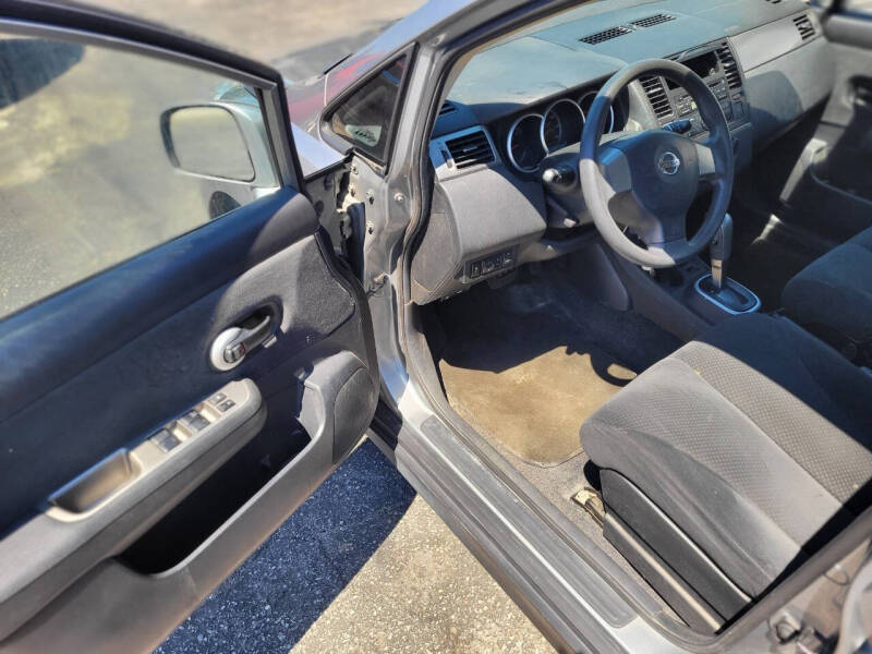 2012 Nissan Versa 1.8 S