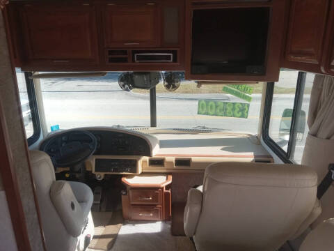 2002 Freightliner XC Chassis