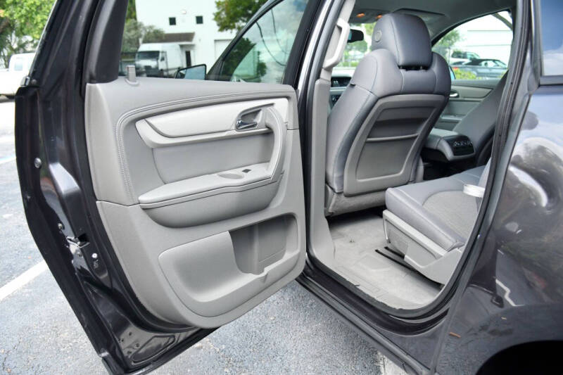2014 Chevrolet Traverse LS