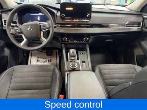 2025 Mitsubishi Outlander PHEV SE