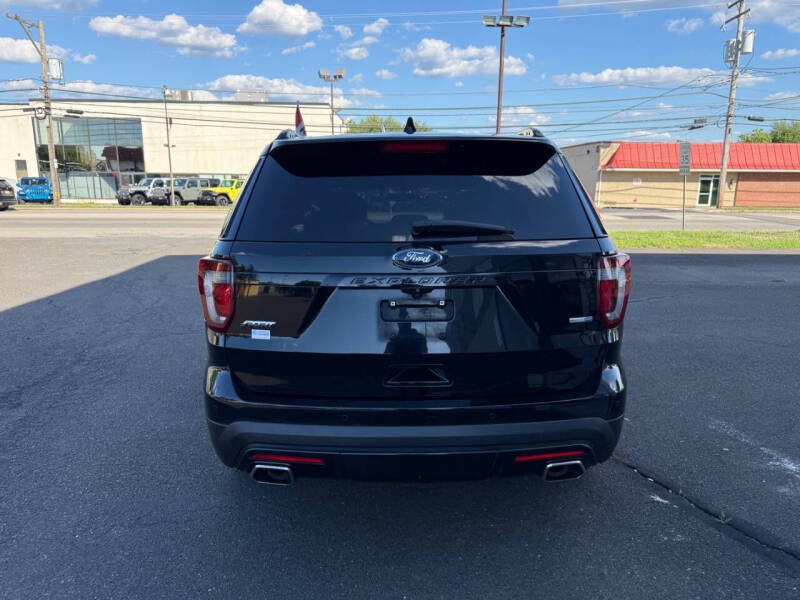2016 Ford Explorer Sport